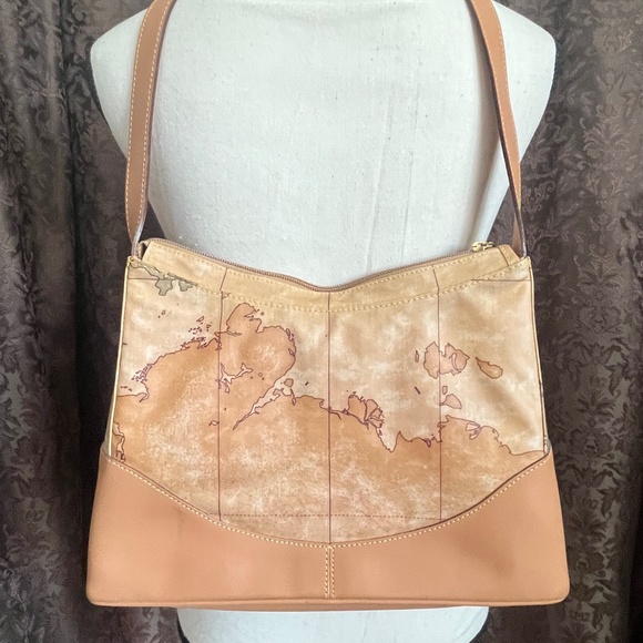 Alviero Martini World Map Neutral Tone Shoulder Bag I CLASSE Design Like New - Picture 5 of 9